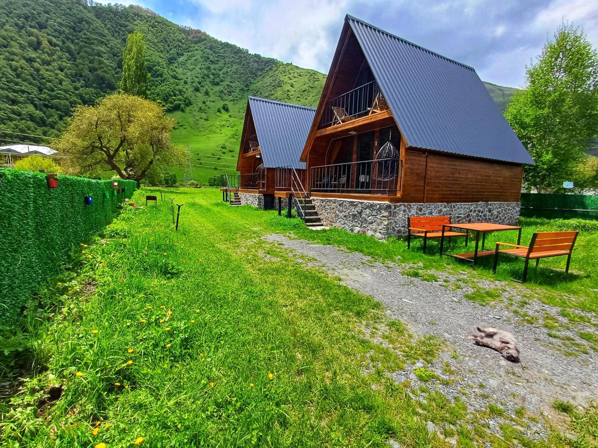 Panorama Cottages In Sno Exterior photo